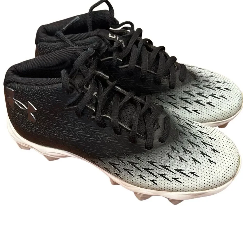 Under Armour Spotlight Football Cleats — Youth Size 3.5Y